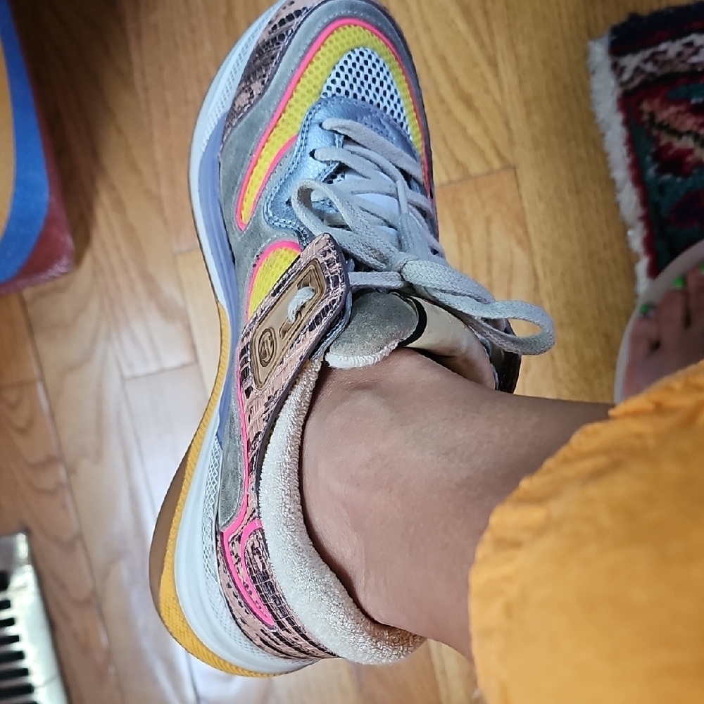 Gucci Gray and Pink Athletic Shoes